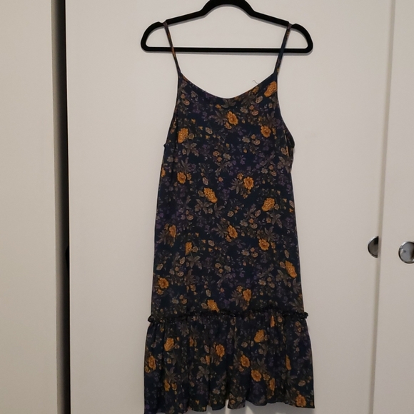 Floral maxi dress - Picture 3 of 5